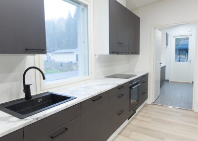 Kaluste Ovaska keittiö